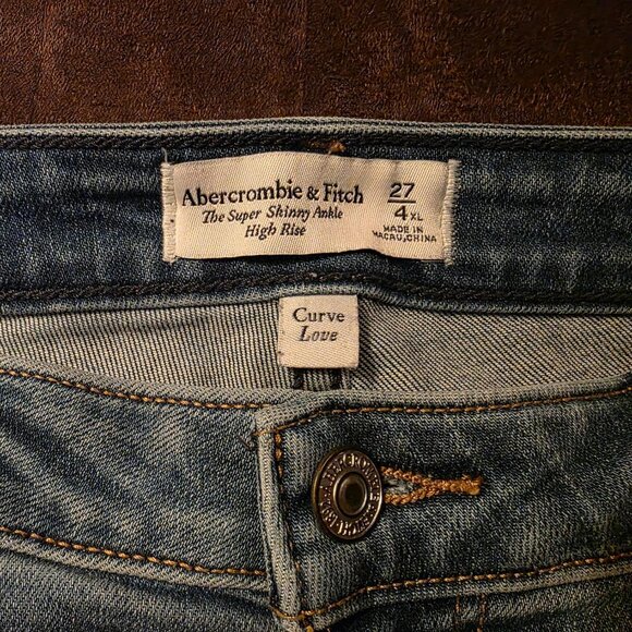 ABERCROMBIE & FITCH Women's 27/4 Super Skinny Ankle High Rise Curve Love - Picture 2 of 5